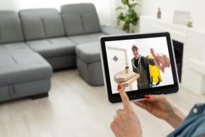 Smart Control & Monitoring
Indoor monitor for live viewing
Mobile app access for remote monitoring
Instant visitor call notifications